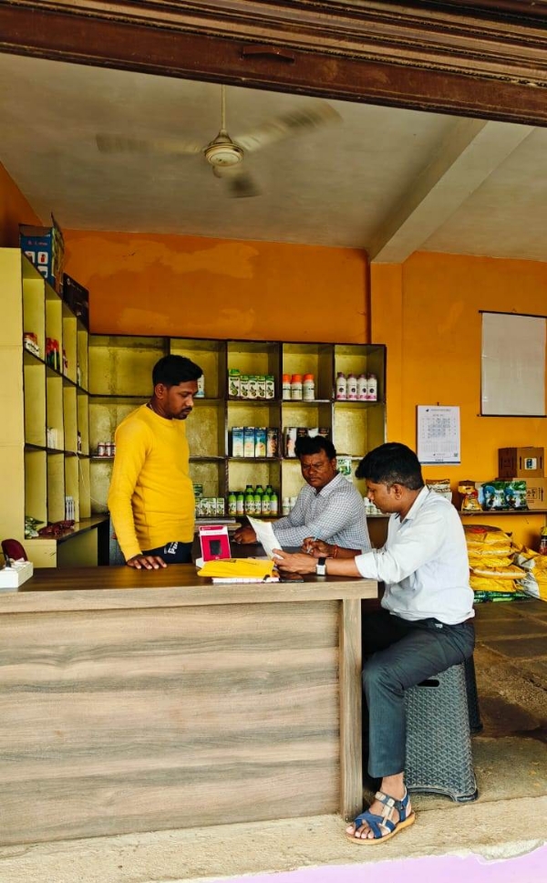 कृषि आदान विक्रय केंद्रों का जांच जारी