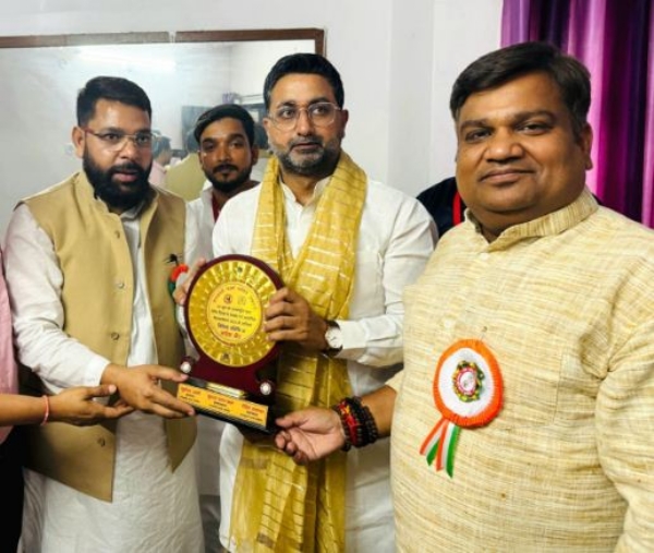 शराबंदी महासम्मेलन में दानिश आजाद अंसारी
