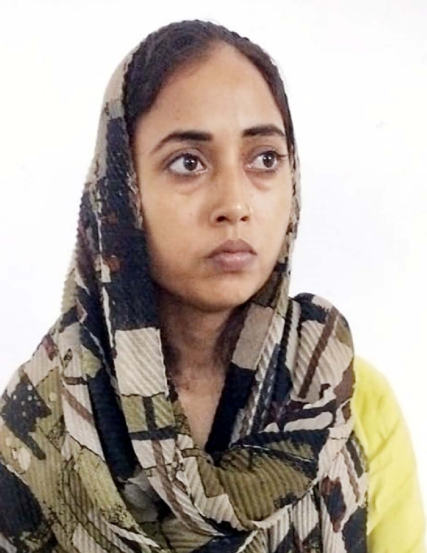 कैब में लिफ्ट लेकर लूट की वारदात में शामिल रही युवती पुलिस गिरफ्त। कैब में लिफ्ट लेकर लूट की वारदात में शामिल रही युवती पुलिस गिरफ्त।