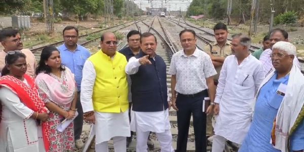 पं. अटल बिहारी वाजपेयी के नाम पर एक नया आधुनिक रेलवे स्टेशन बनाया जाएगा : सांसद