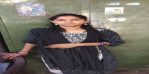 राजीविका की ब्लॉक परियोजना समन्वयक 2500 रुपये की रिश्वत लेते गिरफ्तार