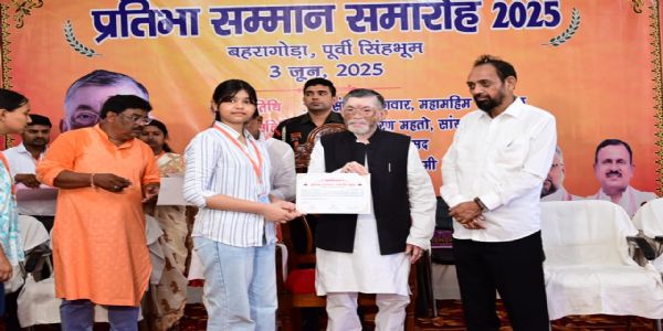 युवा पीढ़ी राष्ट्र की असली पूंजी हैं : राज्यपाल