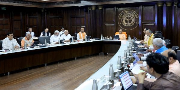 योगी कैबिनेट का फैसला : पूर्व अग्निवीरों को 20 प्रतिशत आरक्षण देगी राज्य सरकार