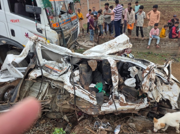 दुर्घटना ग्रस्त वाहन