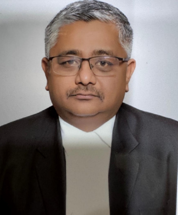 वरिष्ठ अधिवक्ता महेंद्र नारायण सिंह