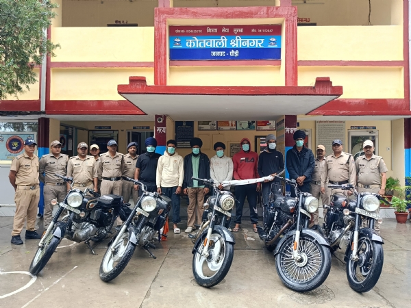 पुलिस की गिरफ्त में मारपीट के आरोपी