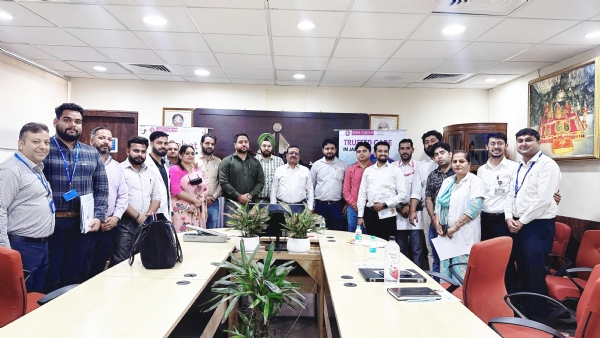 जम्मू एयरपोर्ट पर पीपल्स हट फाउंडेशन और एएआई ने लगाया निःशुल्क बहुविशेषज्ञ चिकित्सा शिविर