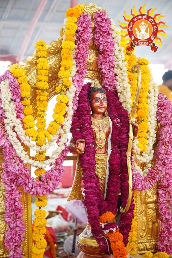 राम मंदिर में प्राण प्रतिष्ठा के दूसरे दिन हुए विभिन्न अधिवास और विग्रहों का हुआ भ्रमण