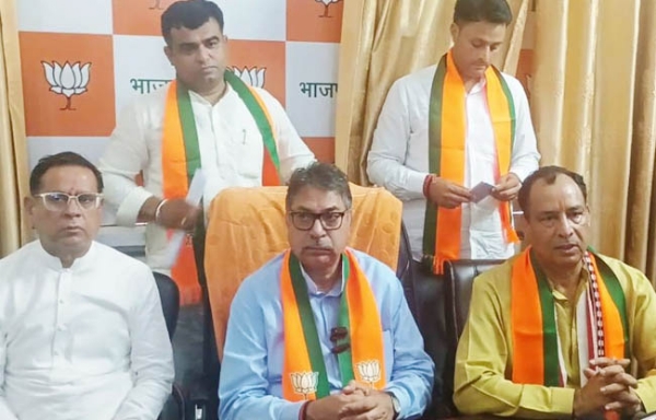 भाजपा प्रदेश प्रभारी डॉ. सतीश पूनिया और प्रदेश अध्यक्ष मोहन लाल बड़ौली पत्रकार वार्ता में