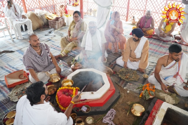 अधिवास और विग्रहों का हुआ भ्रमण