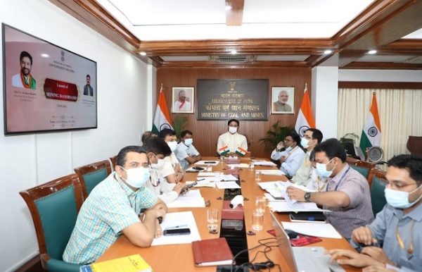 ‘माइनिंग डैशबोर्ड’ लॉन्च करते जी. किशन रेड्डी