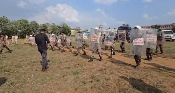 पुलिस लाइन में मॉक ड्रिल