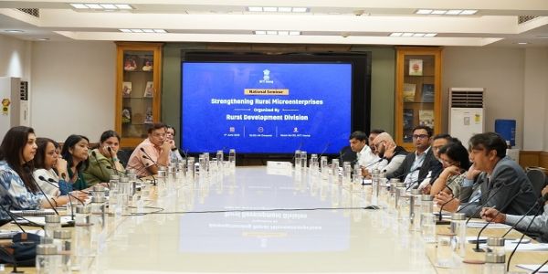 नीति आयोग की संगोष्ठी में ग्रामीण सूक्ष्म उद्यमों की महत्वपूर्ण भूमिका पर जोर दिया गया