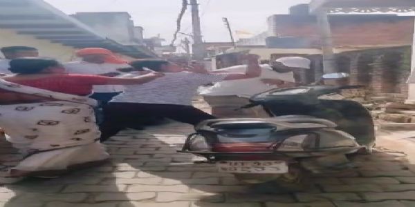पान सिंह तोमर की नातिन ने बिजली विभाग की टीम के साथ की मारपीट, वीडियो वायरल व मुकदमा दर्ज