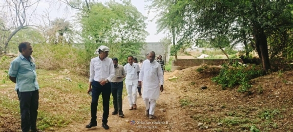 शिवना नदी पर बनेगी नवीन पुलिया, क्षेत्रवासियों को बचेगा समय और ईंधन, राज्यसभा सांसद ने नपा अमले के साथ किया निरीक्षण2मृ