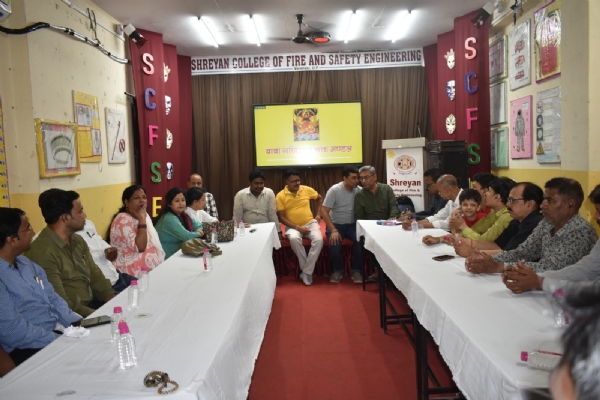 मद्धेशिया समाज के प्रथम वैवाहिक परिचय सम्मेलन को लेकर बैठक मद्धेशिया समाज के प्रथम वैवाहिक परिचय सम्मेलन को लेकर बैठक