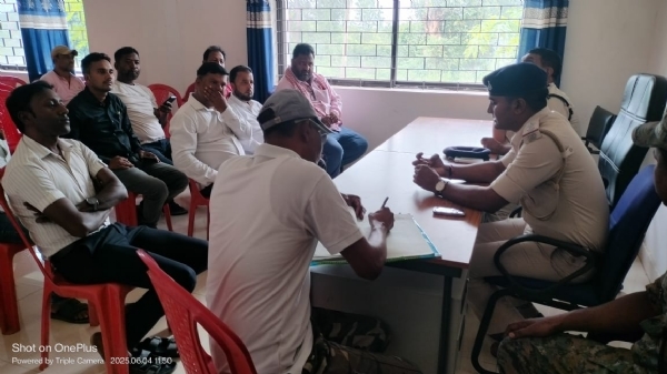 पर्व-त्योहार किसी खास समुदाय का नहीं, पूरे समाज का होता है: अशोक कुमार सिंह