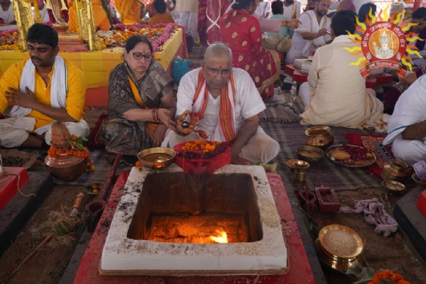 प्रथम दिवस पर यज्ञशाला में विभिन्न शास्त्रीय अनुष्ठान