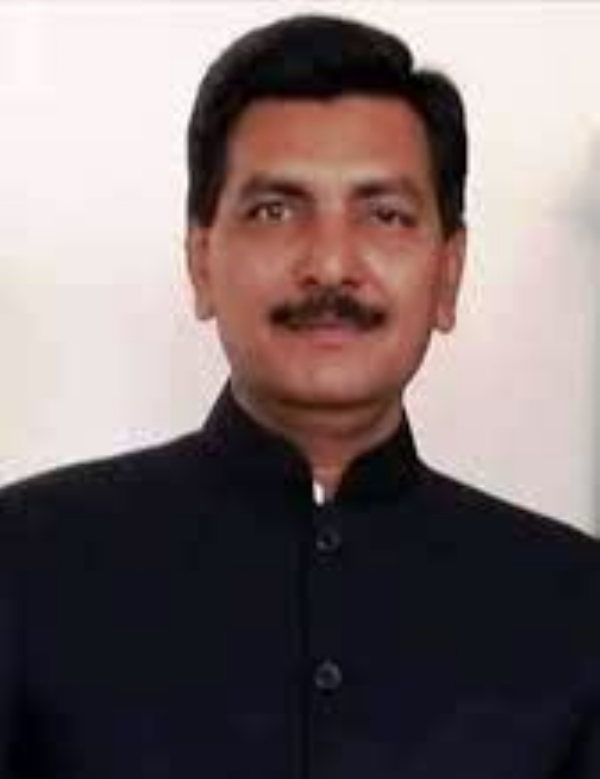 बार काउंसिल ऑफ उत्तर प्रदेश के अध्यक्ष शिवकिशोर गौड़