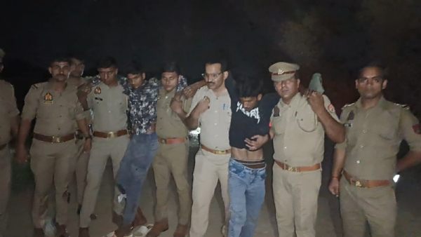 गिरफ़्तार लुटेरे
