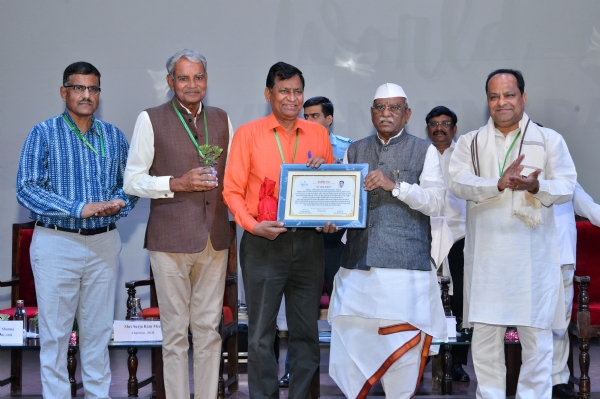 विश्व पर्यावरण दिवस पर एसकेआईटी आयओजित संगोष्ठी में राज्यपाल बागड़े।