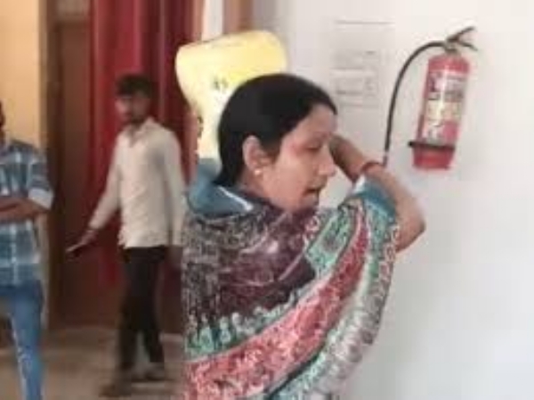 पूर्व विधायक की पत्नी ने   किया आत्महत्या का प्रयास