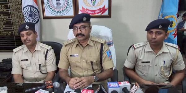 हत्या मामले में पति सहित तीन गिरफ्तार