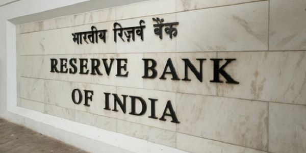 (अपडेट) आरबीआई ने अर्थव्यवस्था को गति देने के लिए उठाए कई अहम कदम, सीआरआर में कटौती का ऐलान