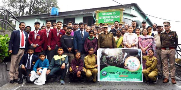 सब जूनियर बॉक्सिंग चैंपियन दीपाली को 10 हजार का पुरस्कार