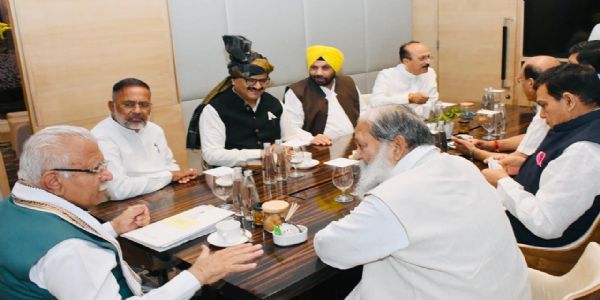 चंडीगढ़ में आयोजित सम्मेलन में मंत्री जावेद राणा ने भाग लिया, विद्युत क्षेत्र के मुद्दों पर विचार-विमर्श