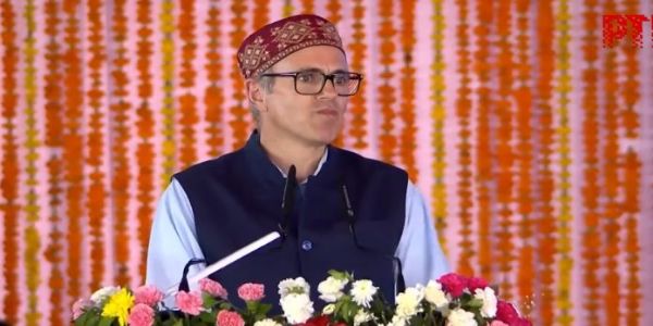 मुख्यमंत्री ने पीएम मोदी के सामने उठाया जम्मू-कश्मीर को राज्य का दर्जा देने का मुद्दा