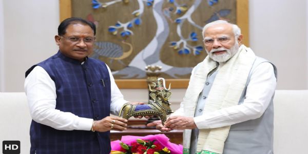 प्रधानमंत्री मोदी से मिले मुख्यमंत्री साय, बस्तर में शांति व्यवस्था सहित विभिन्न विषयों पर हुई चर्चा