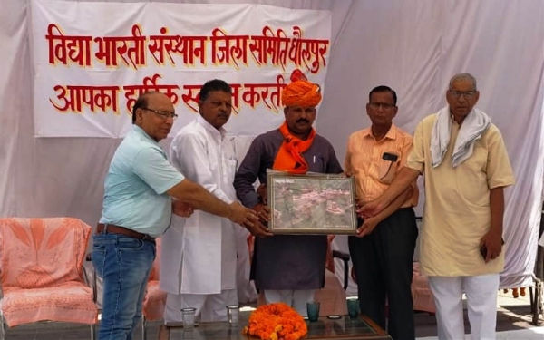 संस्कारित शिक्षा से ही देश और समाज का विकास : मीणा