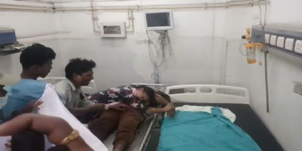 नशे में धुत कार चालक ने चार लोगों को रौंदा, एक युवक की मौत