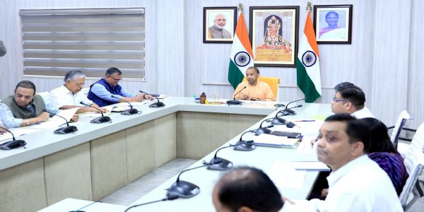 अभियान चलाकर शेल कम्पनियों एवं पंजीकृत फर्जी फर्मों के खिलाफ करें कार्रवाई : मुख्यमंत्री