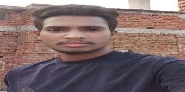 धमतरी में तीन लड़कों ने घेरकर एक युवक को मारा चाकू
