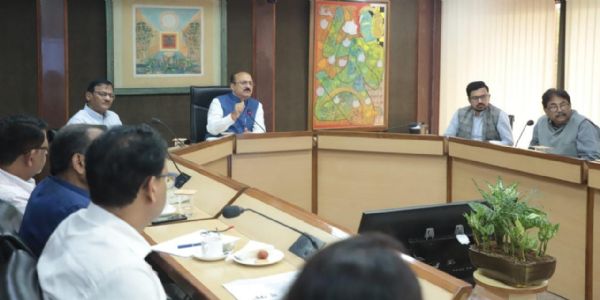 दिल्ली के शिक्षा मंत्री ने योग दिवस और ‘एक पेड़ मां के नाम 2.0 कार्यक्रमों की तैयारियों की समीक्षा की