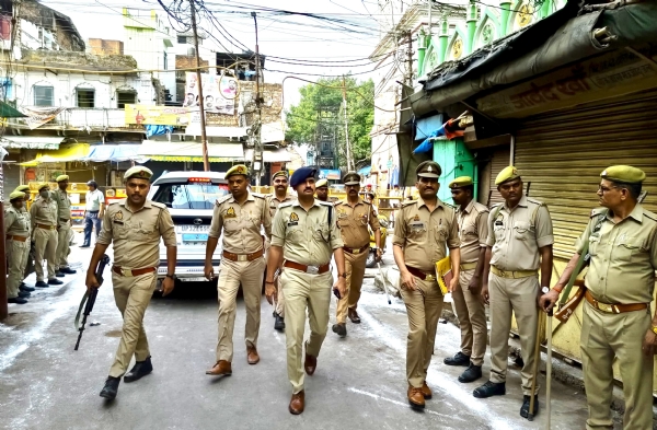 ईद-उल-अज़हा (बकरीद) पर्व की नमाज का छाया चित्र