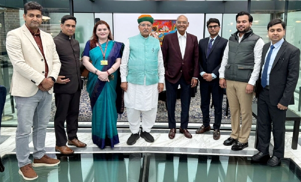 केंद्रीय मंत्री मेघवाल ने लंदन में साै साल पुराने रिवरसाइड स्टूडियो का किया अवलोकन केंद्रीय मंत्री मेघवाल ने लंदन में साै साल पुराने रिवरसाइड स्टूडियो का किया अवलोकन