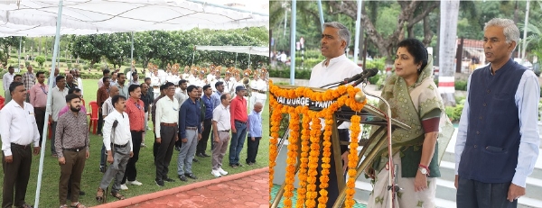 मंत्रालय में राष्ट्र-गीत एवं राष्ट्र-गान का हुआ सामूहिक गायन