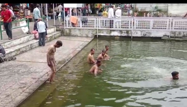 श्री रेणुकाजी में हर्षोउल्लास से  मनाई गयी गुरु पूर्णिमा
