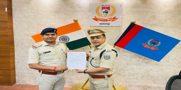 राहुल दुबे गैंग के छह अपराधियों को पकड़ने वाले 11 पदाधिकारी हुए सम्मानित