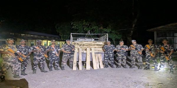 एसएसबी की 24वीं बटालियन ने जब्त किया गांजा एवं जंगली लकड़ी