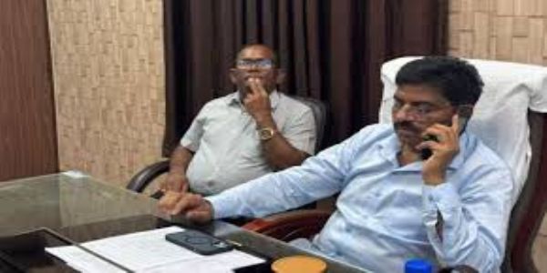 सीएमओ ने जारी किया पत्र, अधिकारी और कर्मचारी निलंबित सीएमओ का ना माने आदेश