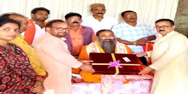 गुरु पूर्णिमा गुरु के प्रति आस्था और समर्पण का पर्व : श्रीराम प्रपन्नाचार्य