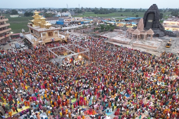 कुबेरेश्वरधाम में गुरु पूर्णिमा महोत्सव