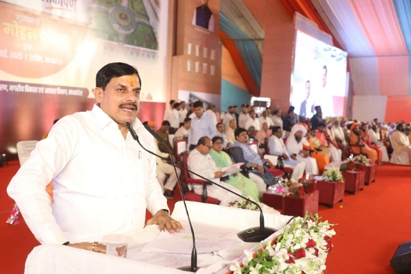 उज्जैनः मुख्यमंत्री ने किया 360 करोड़ की लागत के विकास कार्यों का भूमिपूजन-लोकार्पण