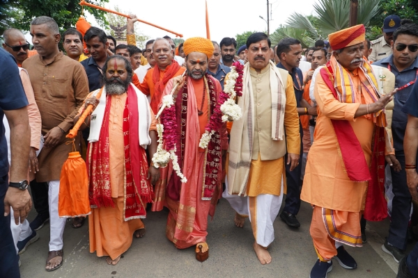 मुख्यमंत्री डॉ मोहन यादव उज्जैन में समर्पण कांवड यात्रा में हुए सम्मिलित
