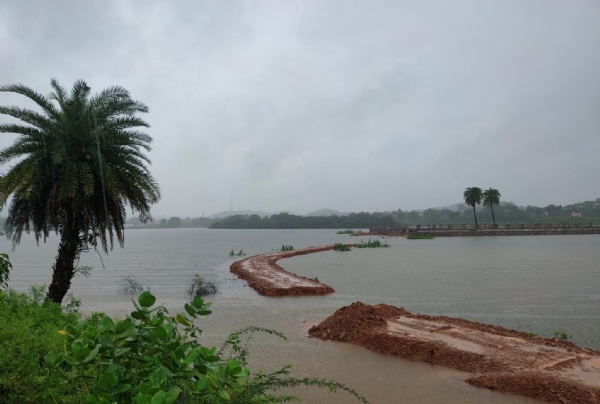 बारिश
