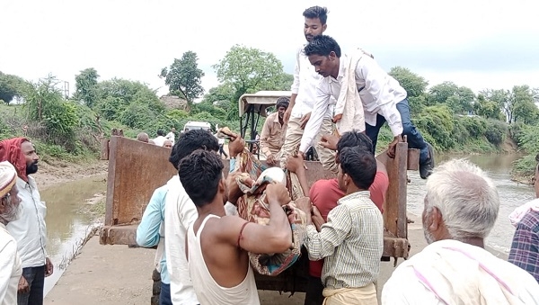 मुरैना: बरसाती नदी में डूबने से चरवाहे युवक की हुई मौत